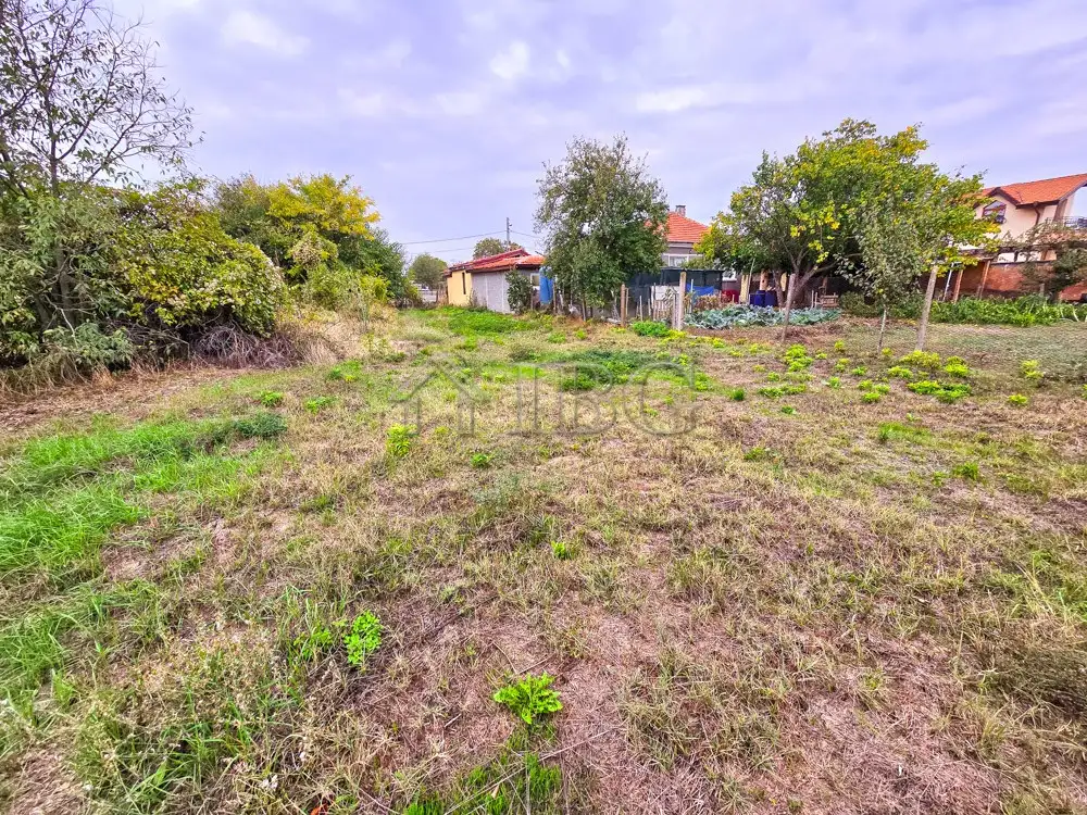 Land 1100m² in Bulgaria, Gyulyovtsa. Priced at 34900€ rent photo-5