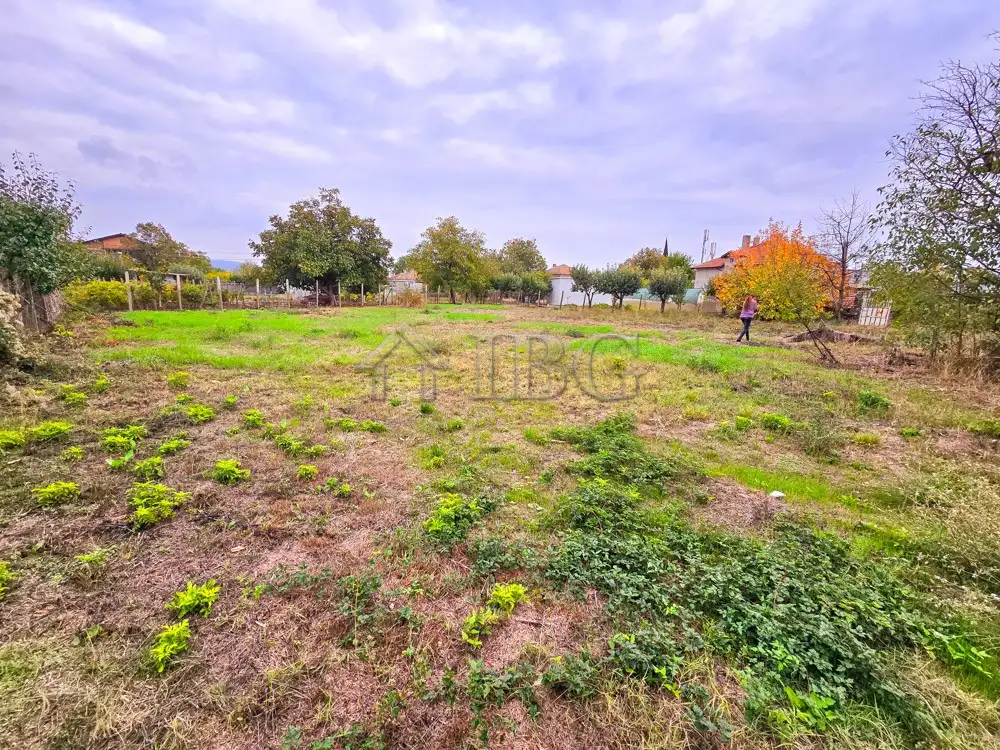 Land 1100m² in Bulgaria, Gyulyovtsa. Priced at 34900€ rent photo-6