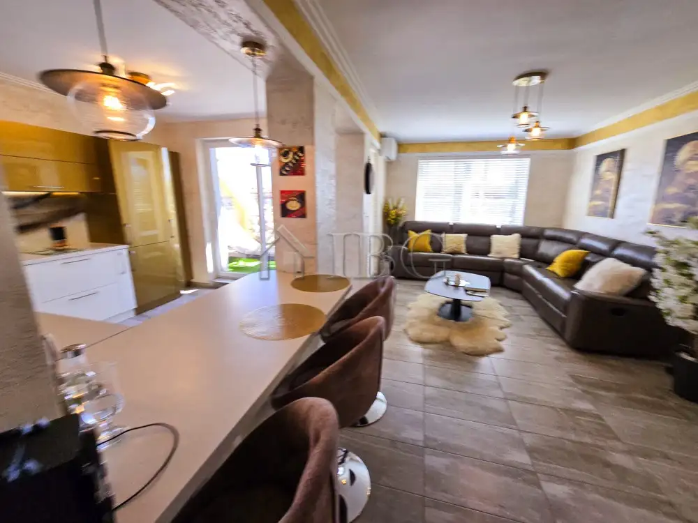 Flat 119m² in Bulgaria, Sunny Beach. Priced at 223000€ rent photo-11