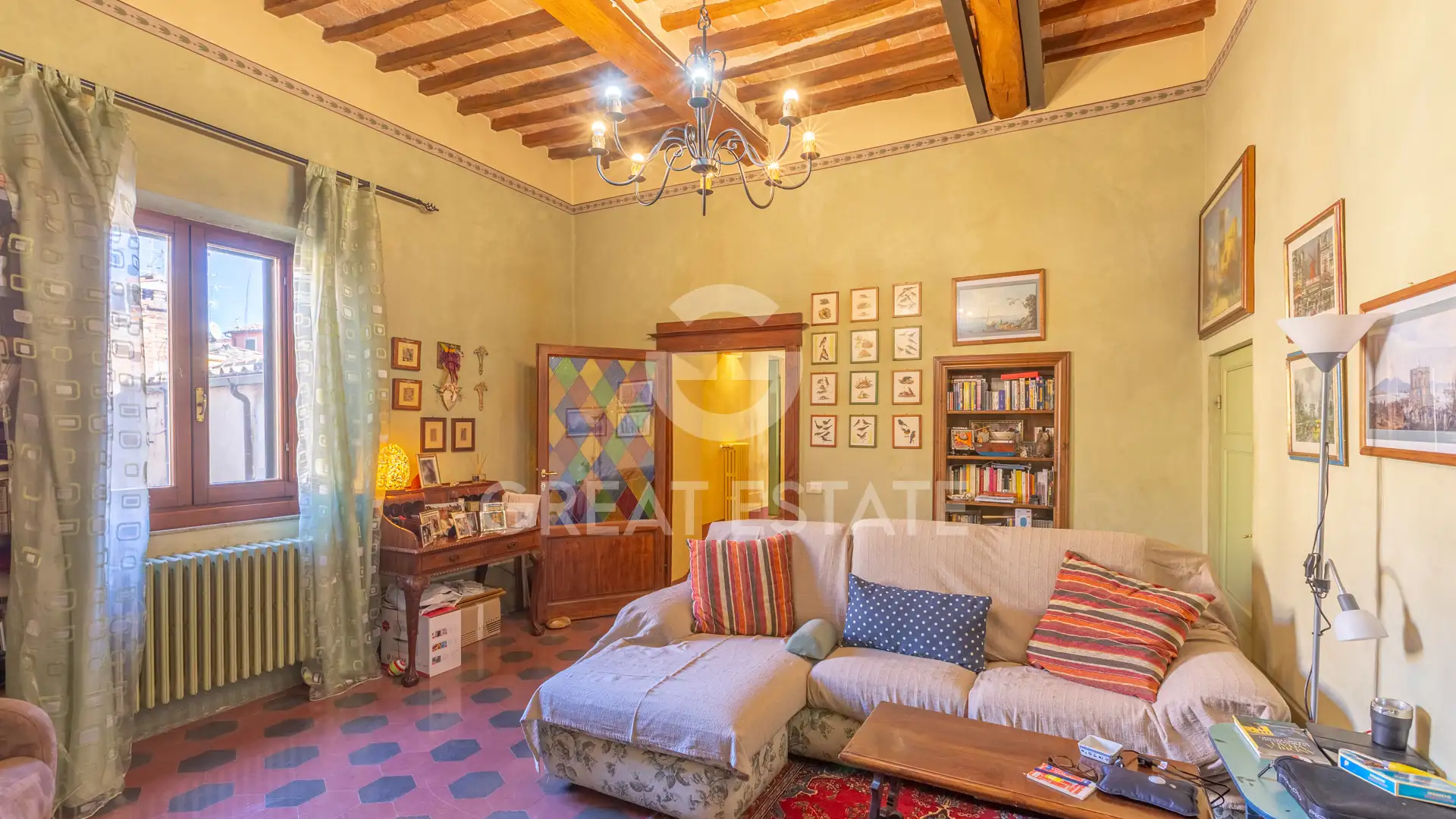 Flat 407m² in Italy, Siena. Priced at 680000€ rent photo-15