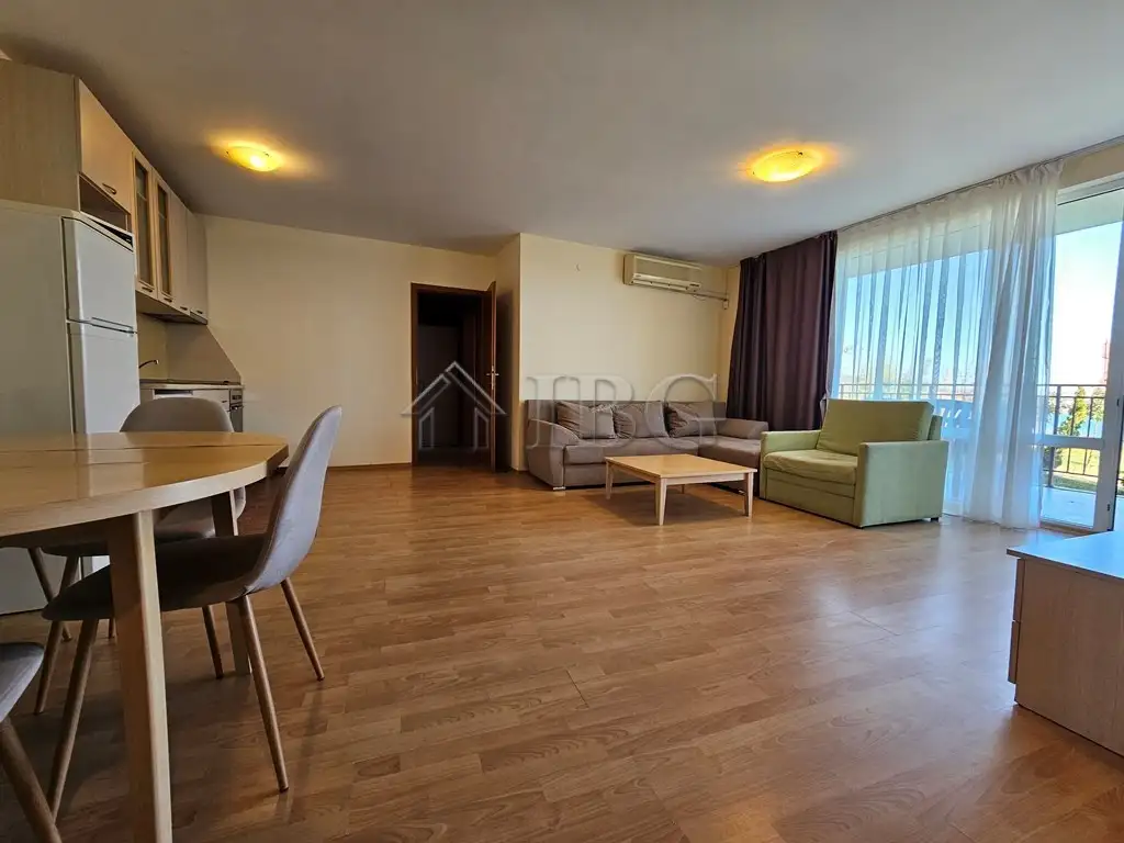 Flat 105m² in Bulgaria, Burgas. Priced at 155950€ rent photo-3