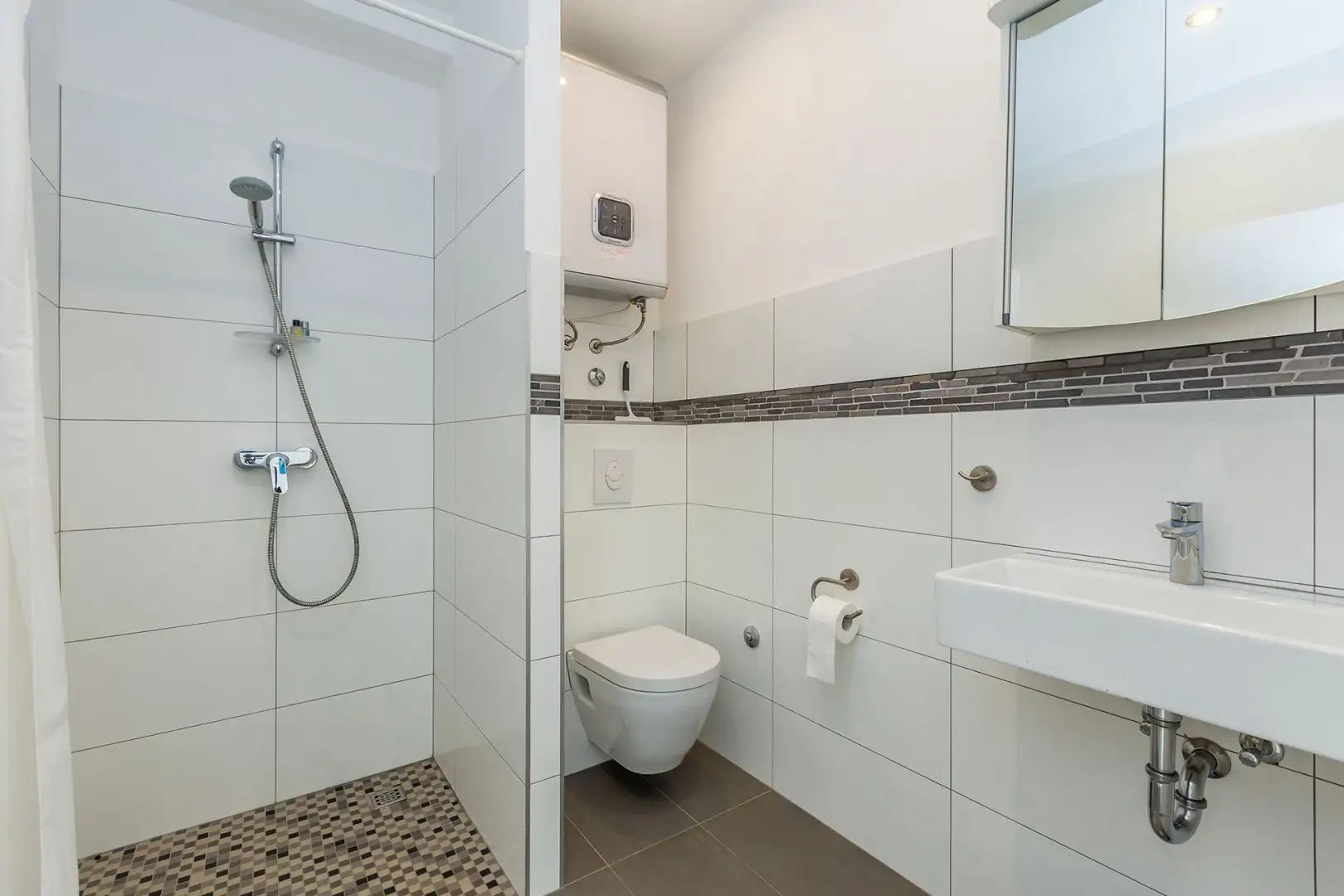 Villa 320m² in Croatia, Kraljevica. Priced at 1600000€ rent photo-10