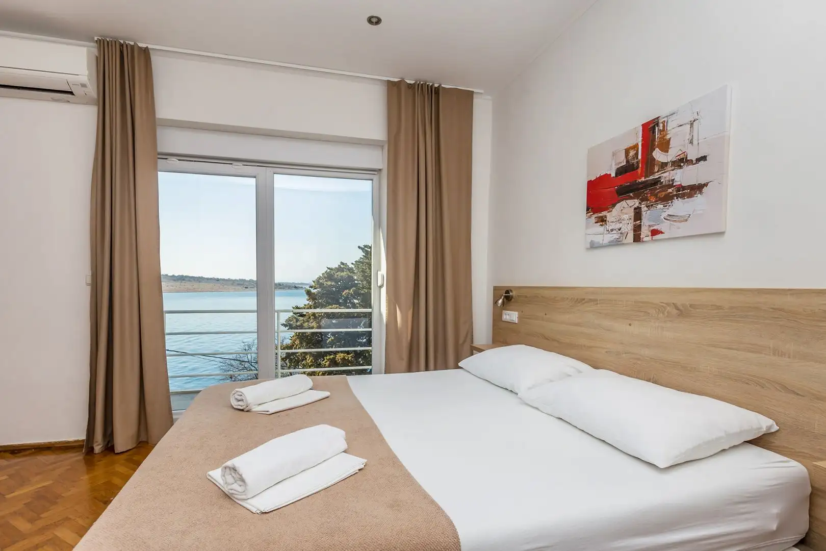 Villa 320m² in Croatia, Kraljevica. Priced at 1600000€ rent photo-12