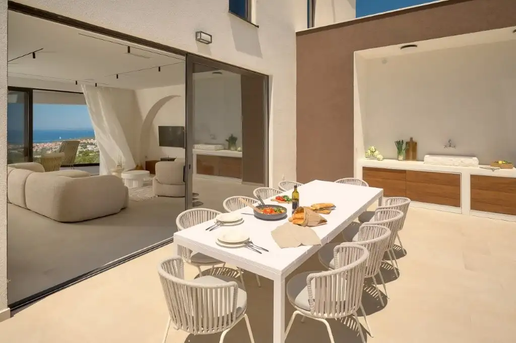 Villa 490m² in Croatia, Primosten. Priced at 2650000€ rent photo-11