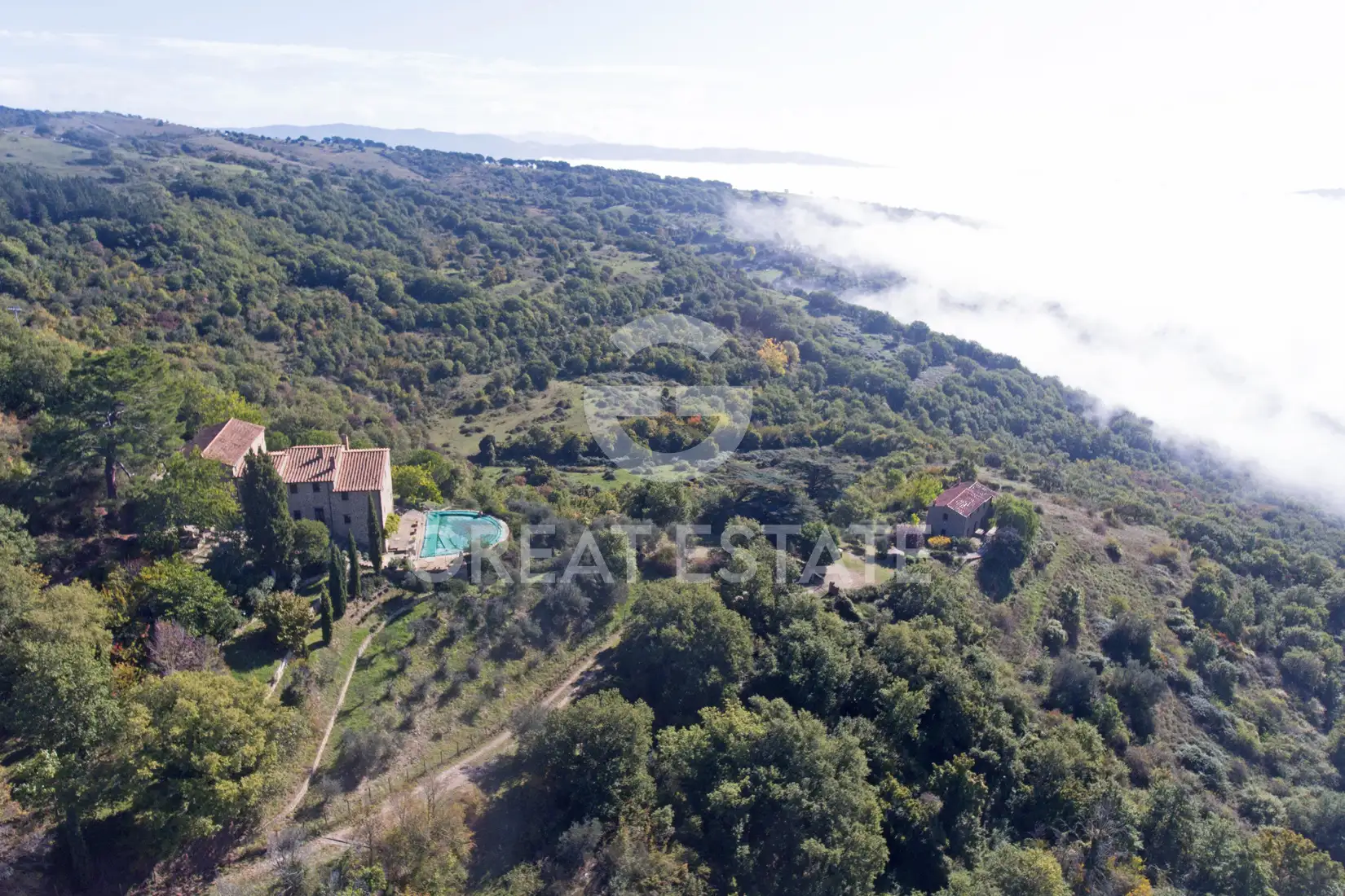 House 605m² in Italy, Perugia. Priced at 2750000€ rent photo-8