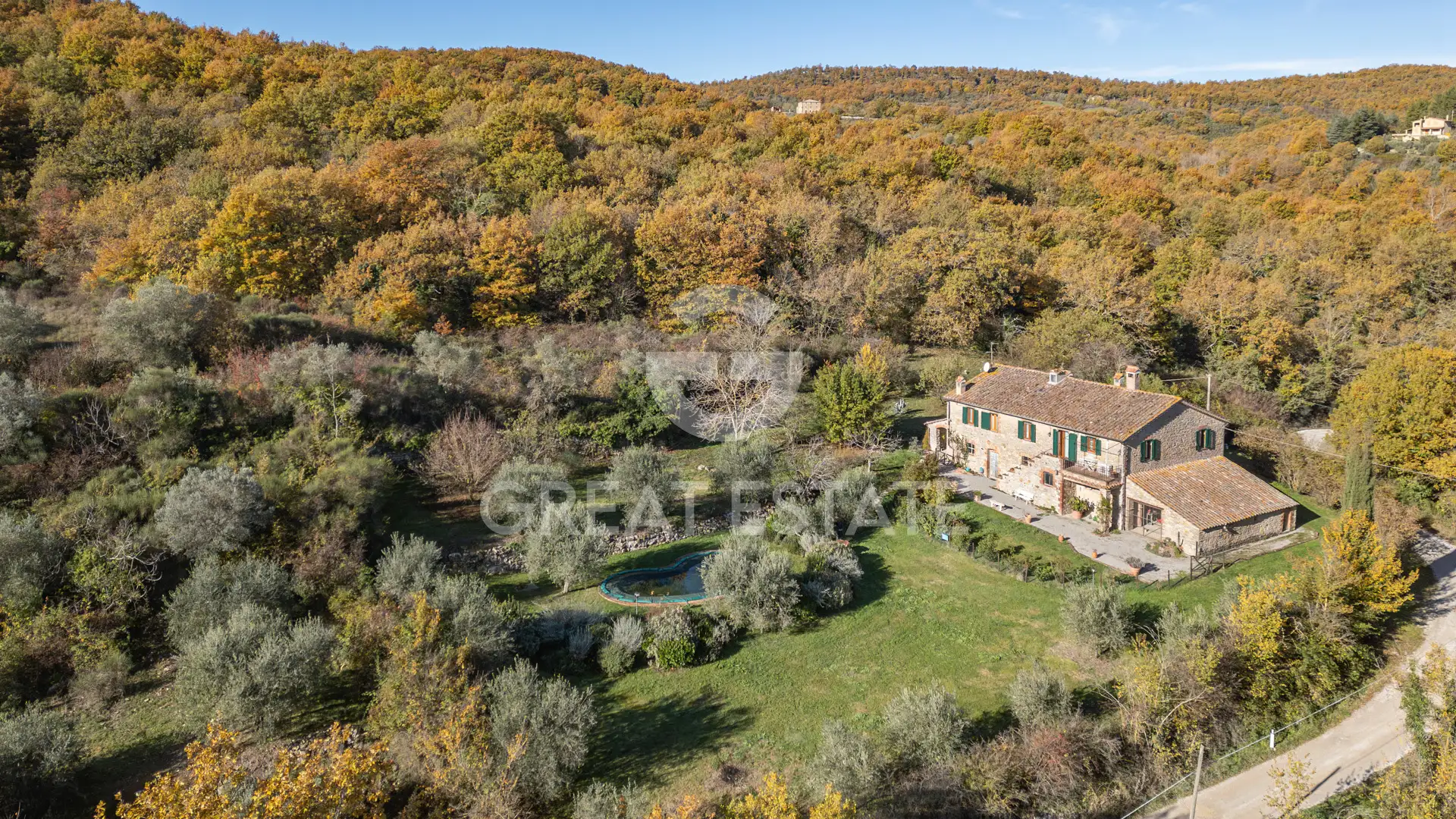 House 508m² in Italy, Terney. Priced at 598000€ rent photo-2