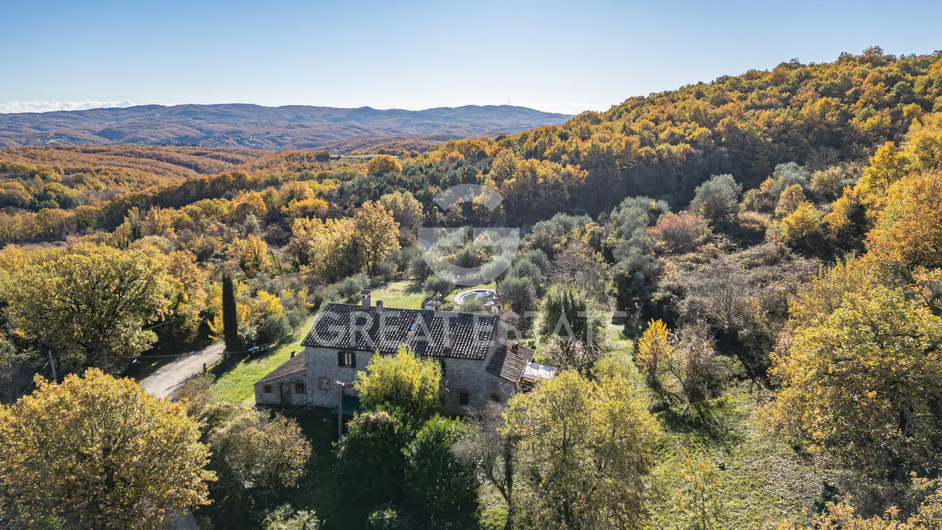 House 508m² in Italy, Terney. Priced at 598000€ rent photo-5