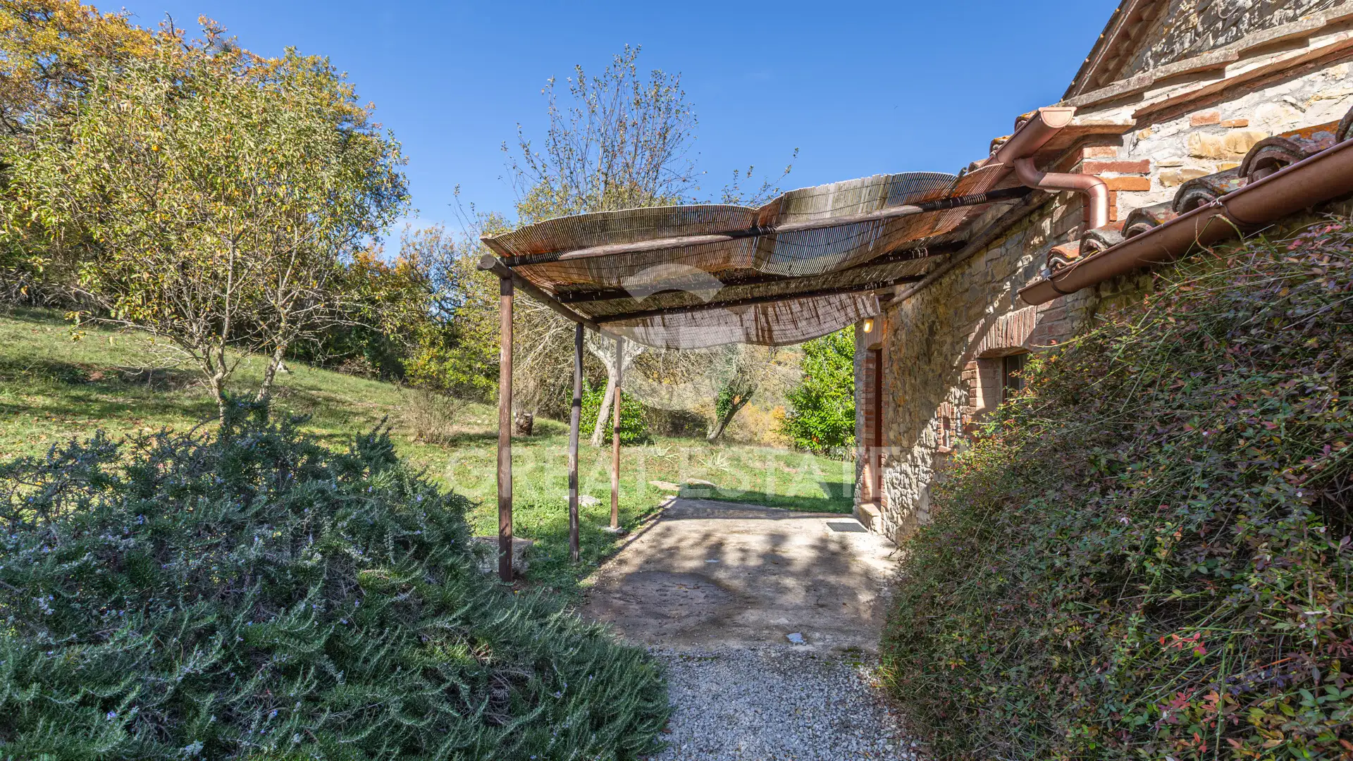 House 508m² in Italy, Terney. Priced at 598000€ rent photo-13