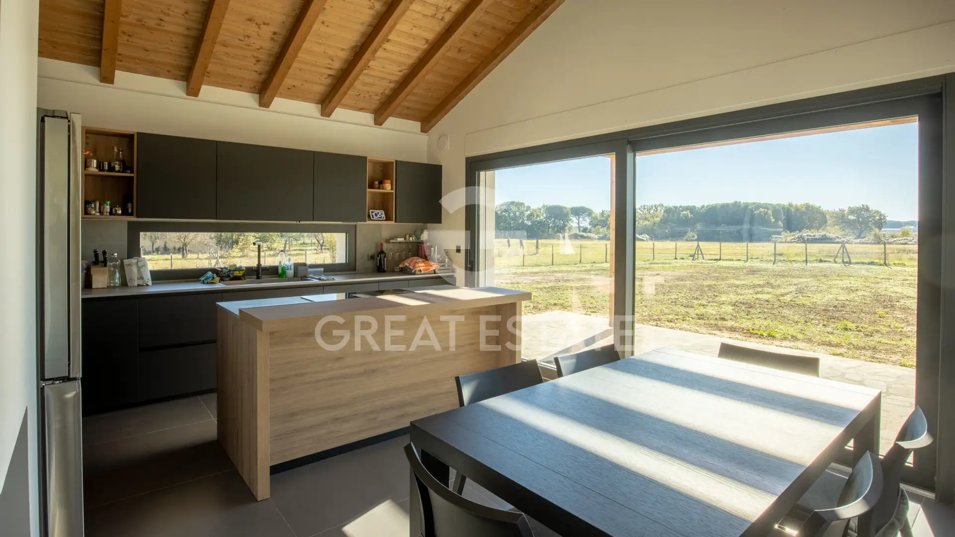 Villa 270m² in Italy, Perugia. Priced at 780000€ rent photo-15