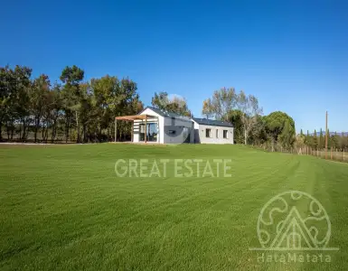 Buy in Italy for 780000€