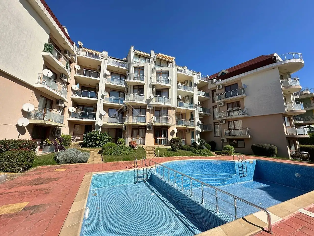 Flat 97m² in Bulgaria, Sveti Vlas. Priced at 115000€ rent photo-6