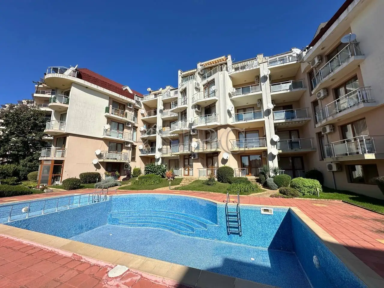 Flat 97m² in Bulgaria, Sveti Vlas. Priced at 115000€ rent photo-7