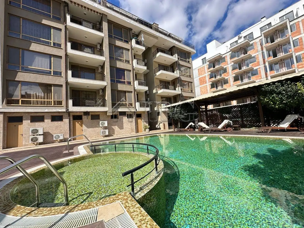Flat 64m² in Bulgaria, Sunny Beach. Priced at 88000€ rent photo-3