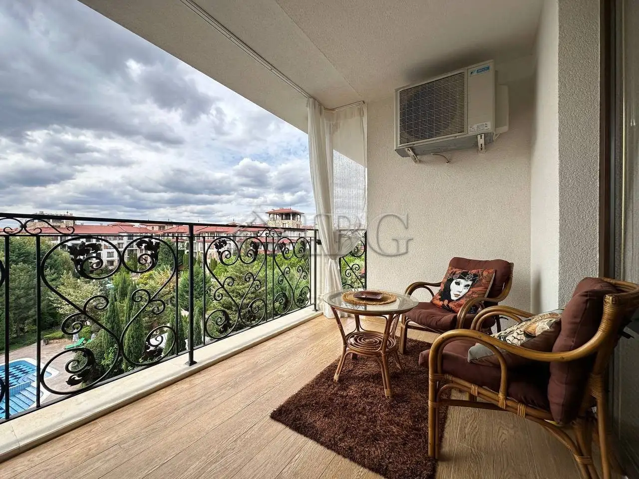 Flat 149m² in Bulgaria, Nessebar. Priced at 288900€ rent photo-5