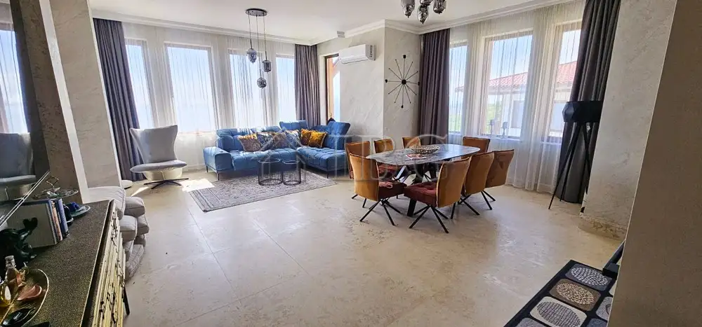 House 199m² in Bulgaria, Sveti Vlas. Priced at 549900€ rent photo-6