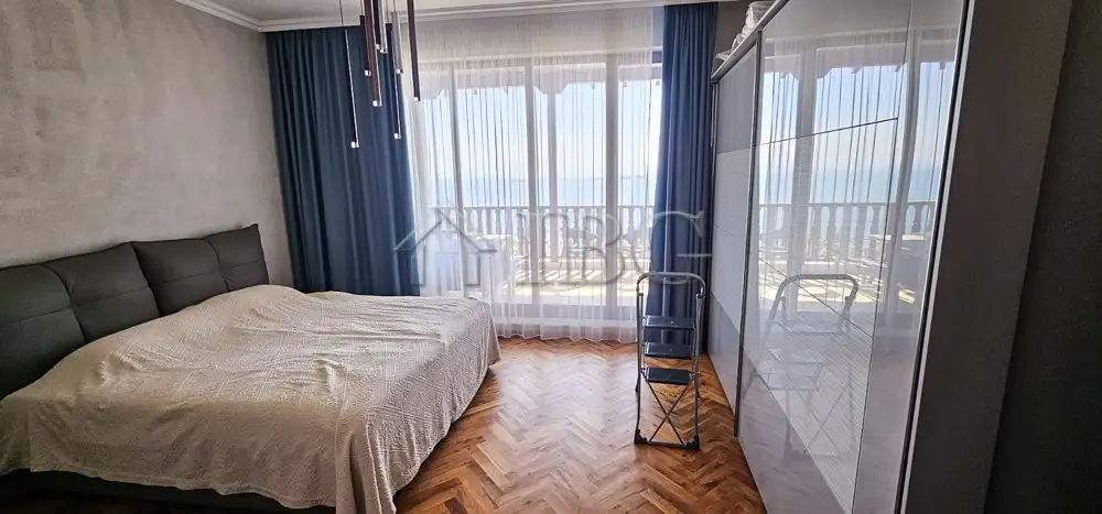 House 199m² in Bulgaria, Sveti Vlas. Priced at 549900€ rent photo-13