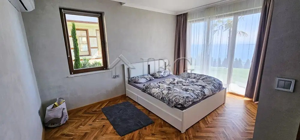 House 199m² in Bulgaria, Sveti Vlas. Priced at 549900€ rent photo-16