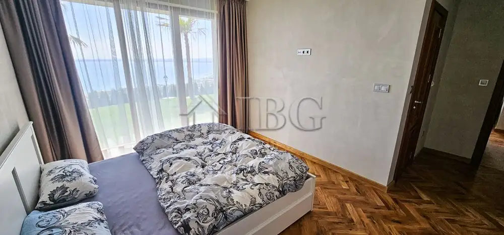 House 199m² in Bulgaria, Sveti Vlas. Priced at 549900€ rent photo-17