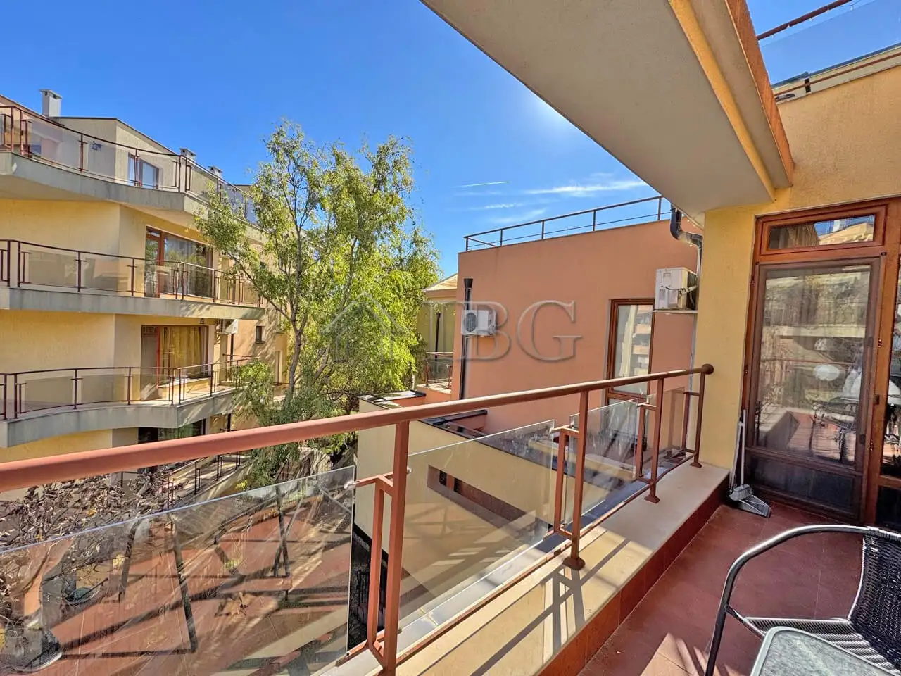 Flat 129m² in Bulgaria, Sveti Vlas. Priced at 128000€ rent photo-5