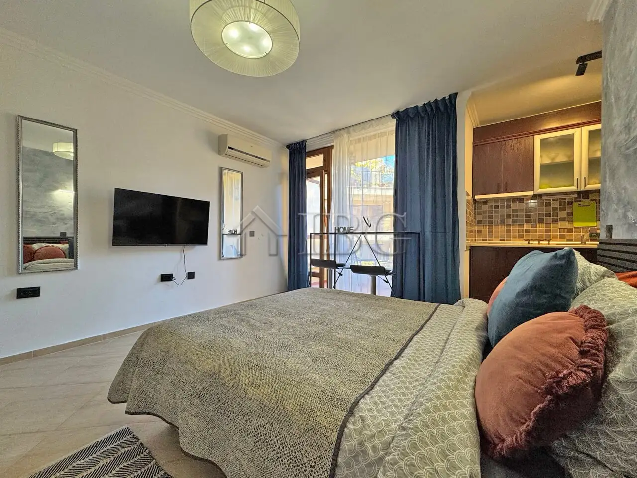 Flat 33m² in Bulgaria, Sveti Vlas. Priced at 56500€ rent photo-1