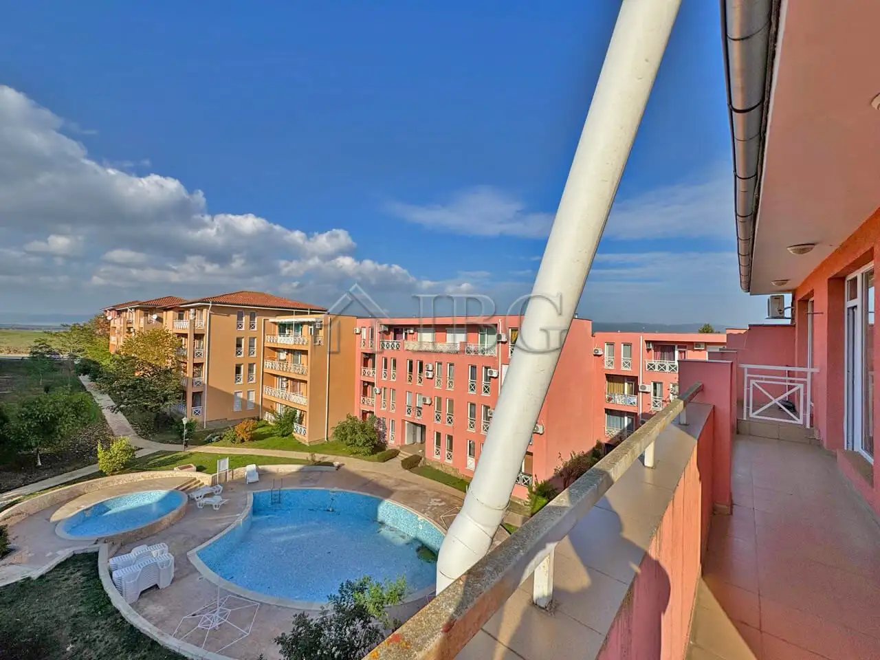 Flat 49m² in Bulgaria, Sunny Beach. Priced at 42000€ rent photo-1