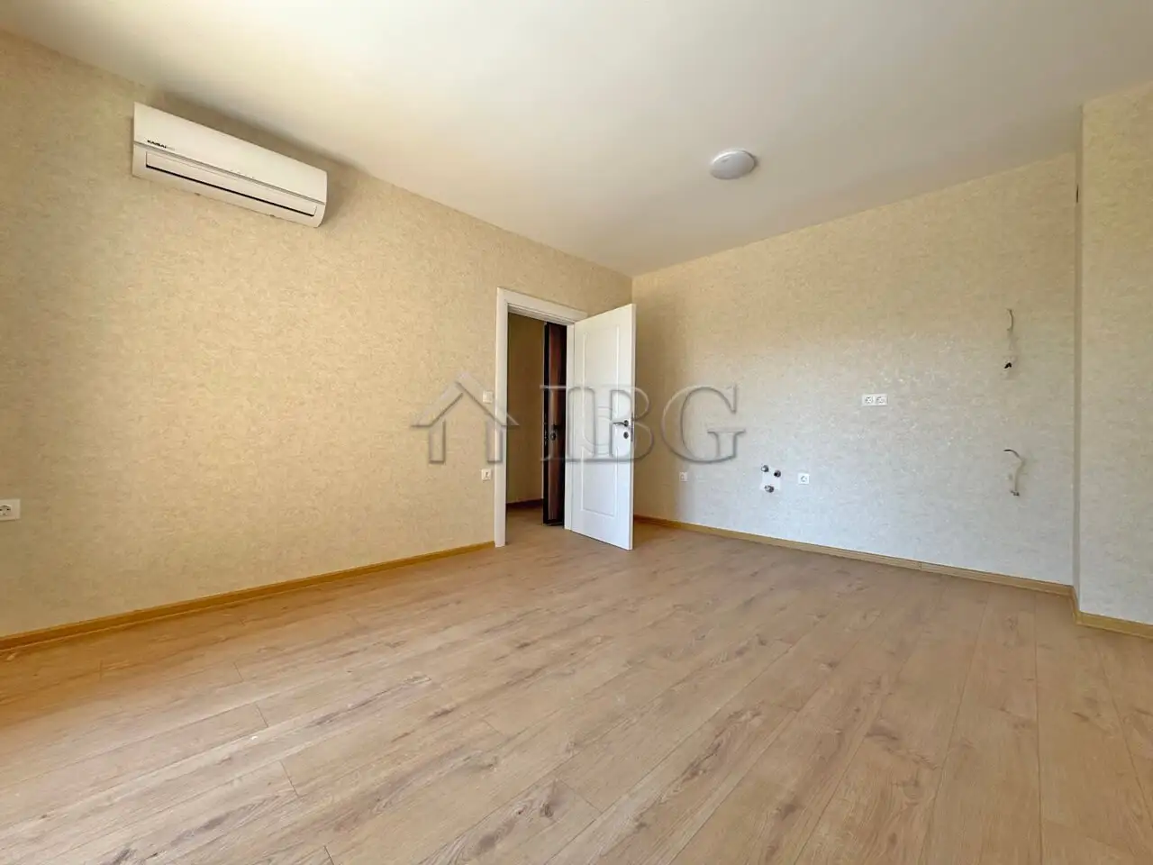 Flat 52m² in Bulgaria, Sunny Beach. Priced at 95000€ rent photo-11