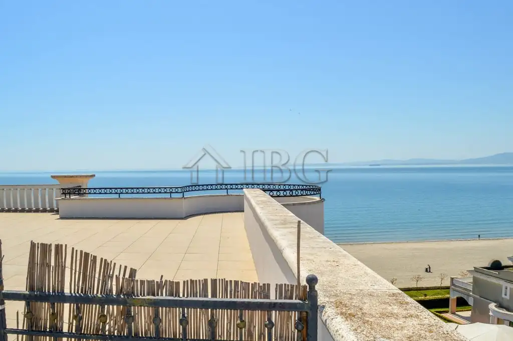 Flat 165m² in Bulgaria, Pomorie. Priced at 99950€ rent photo-2
