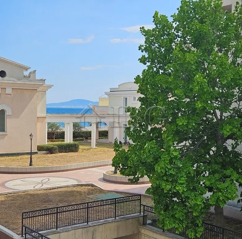 Flat 82m² in Bulgaria, Pomorie. Priced at 84950€ rent photo-9