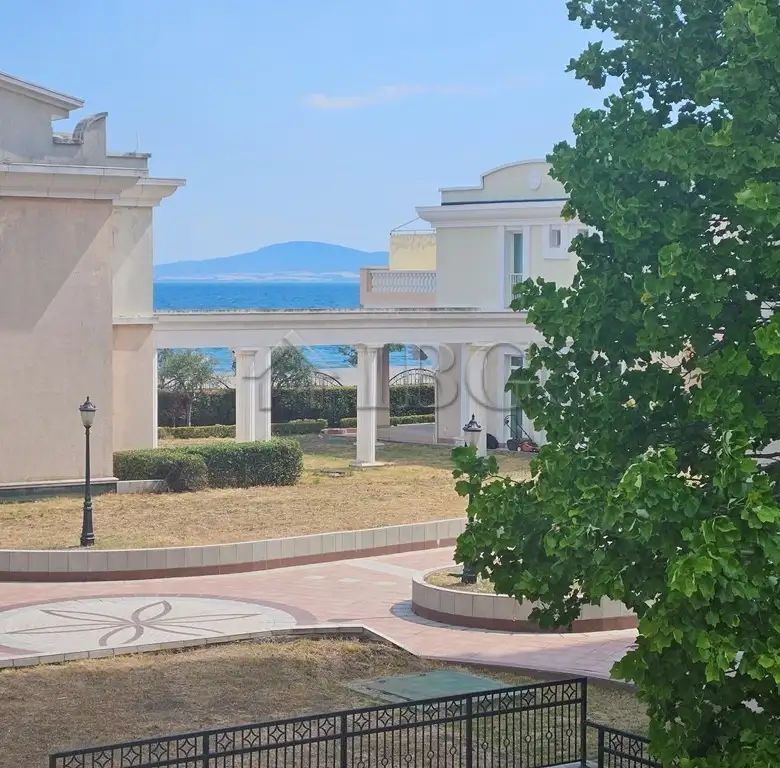 Flat 82m² in Bulgaria, Pomorie. Priced at 84950€ rent photo-10