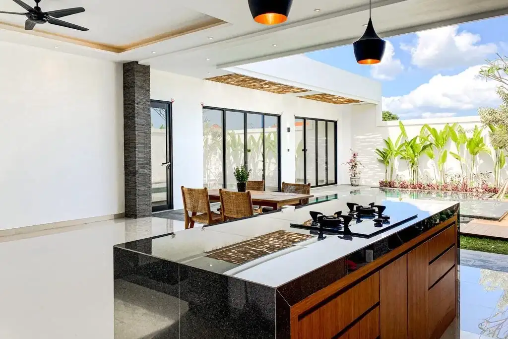 Villa 150m² in Indonesia, Canggu. Priced at 16600$ rent photo-11