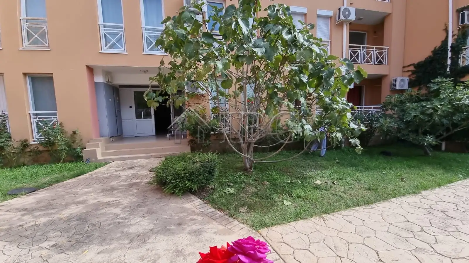 Flat 25m² in Bulgaria, Sunny Beach. Priced at 32000€ rent photo-6