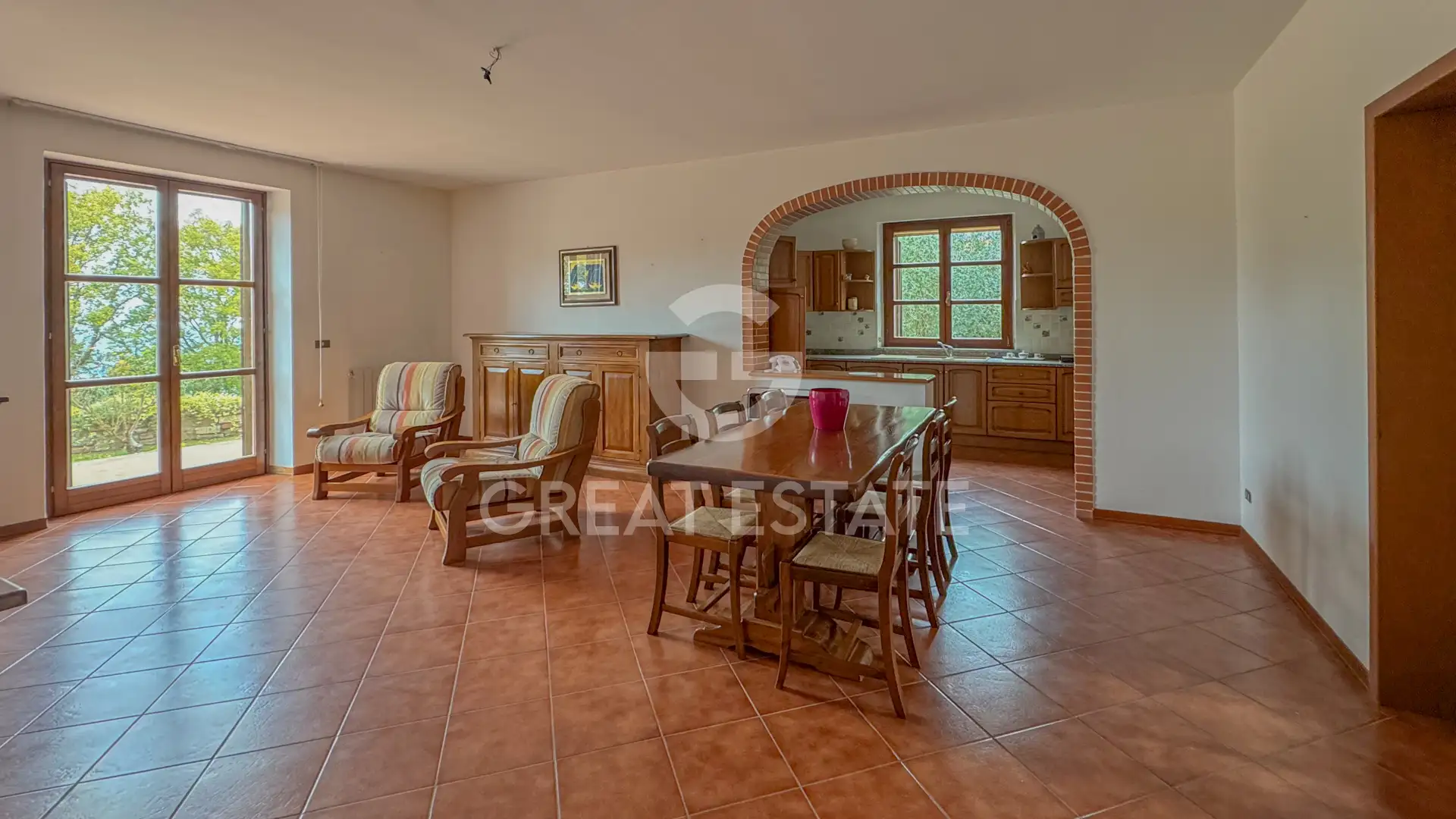 Villa 305m² in Italy, Perugia. Priced at 350000€ rent photo-11