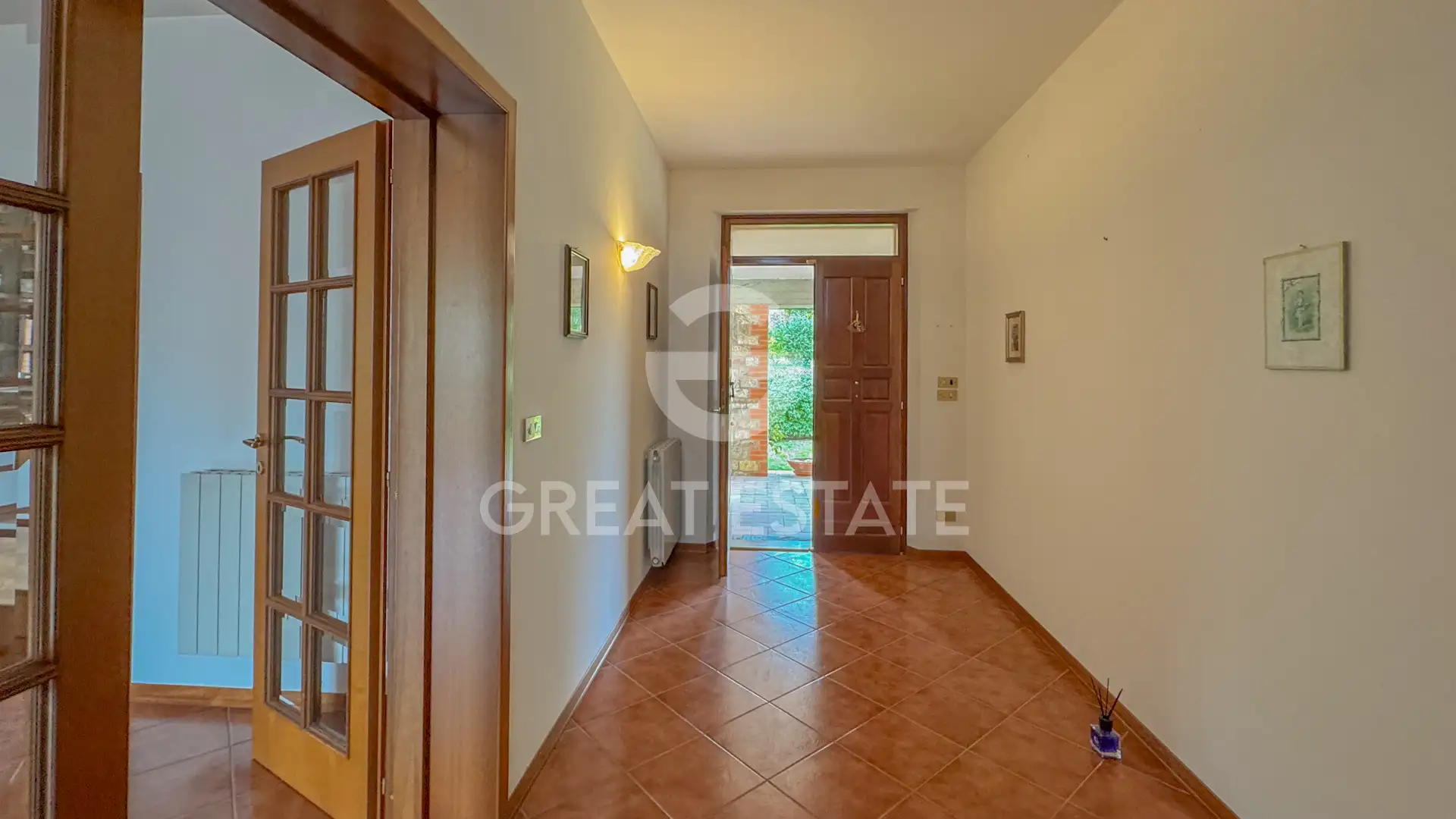 Villa 305m² in Italy, Perugia. Priced at 350000€ rent photo-14