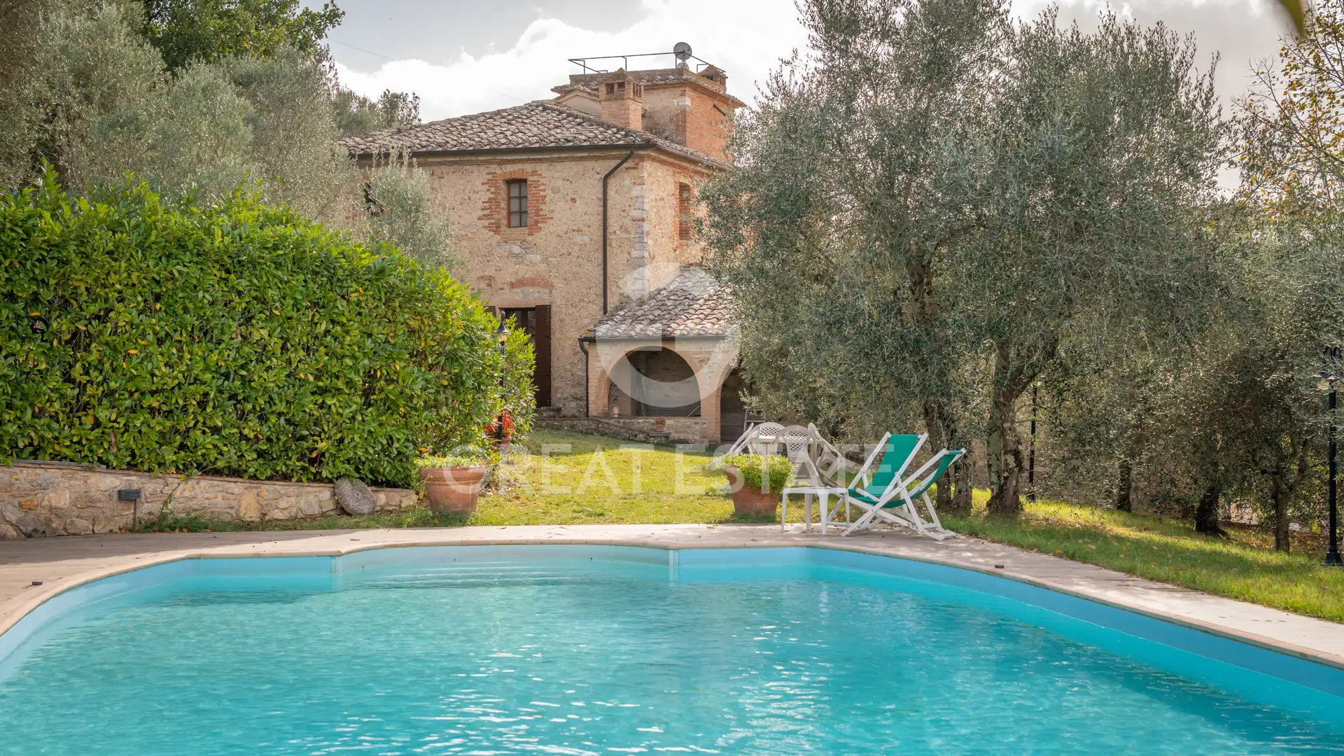 House 536m² in Italy, Siena. Priced at 1500000€ rent photo-1