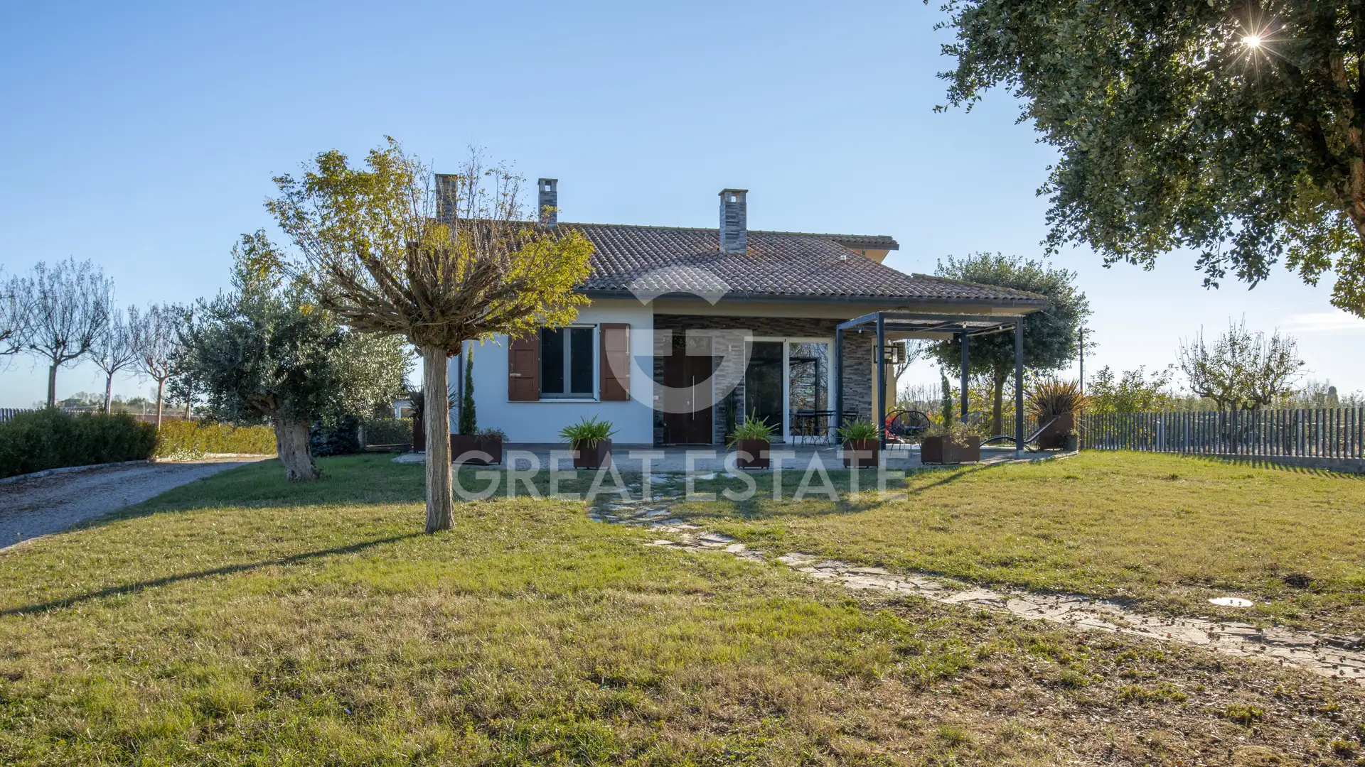 Villa 339m² in Italy, Perugia. Priced at 350000€ rent photo-1