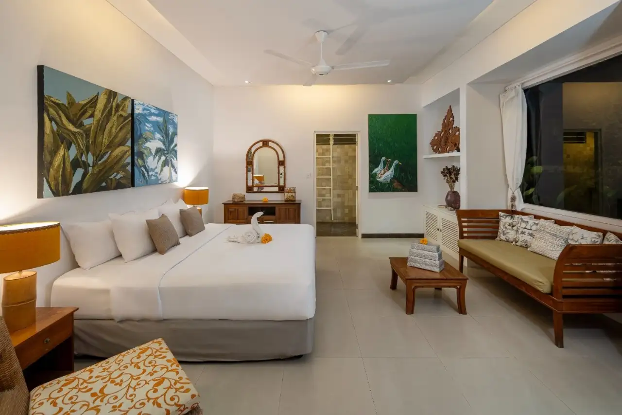 Villa 250m² in Indonesia, Seminyak. Priced at 33000$ rent photo-9