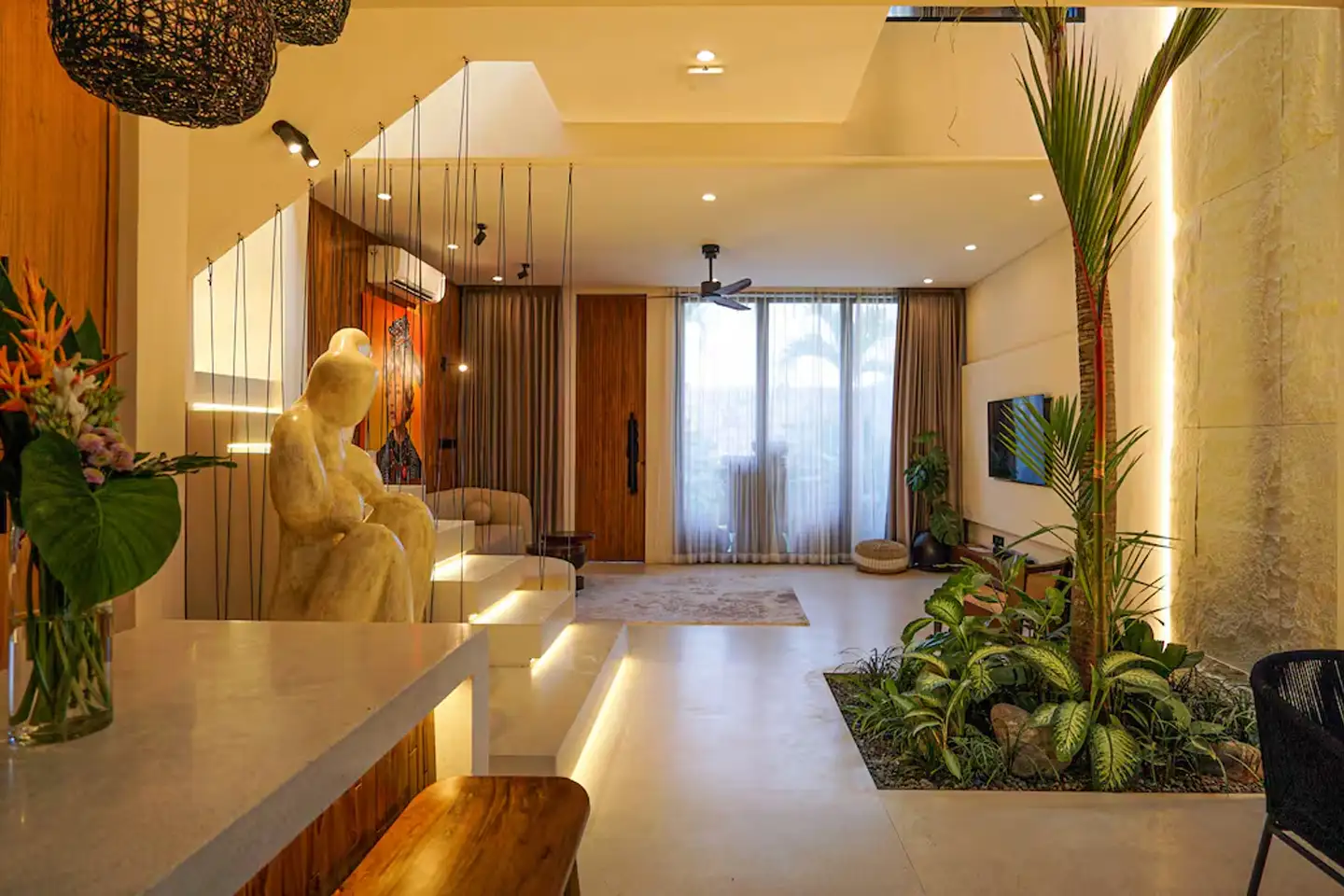 Villa 112m² in Indonesia, Bukit. Priced at 280000$ rent photo-11