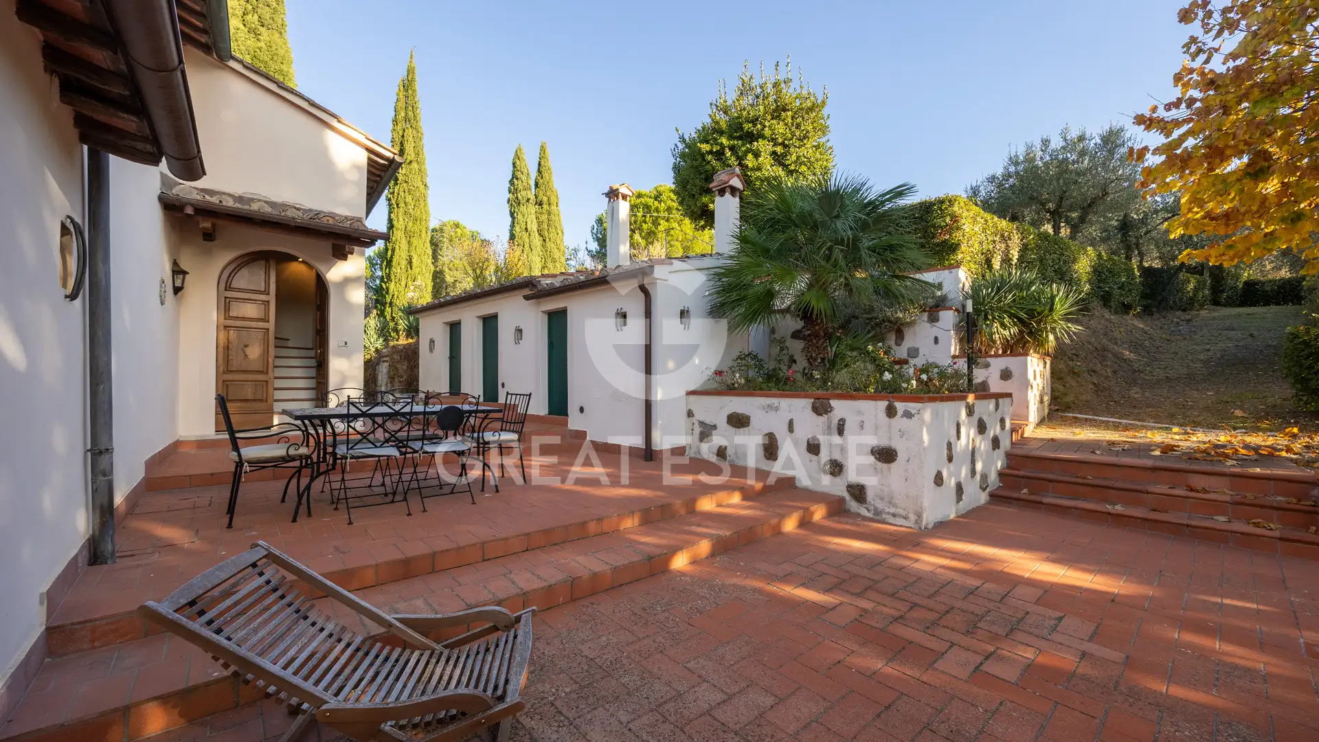 House 447m² in Italy, Siena. Priced at 1800000€ rent photo-6