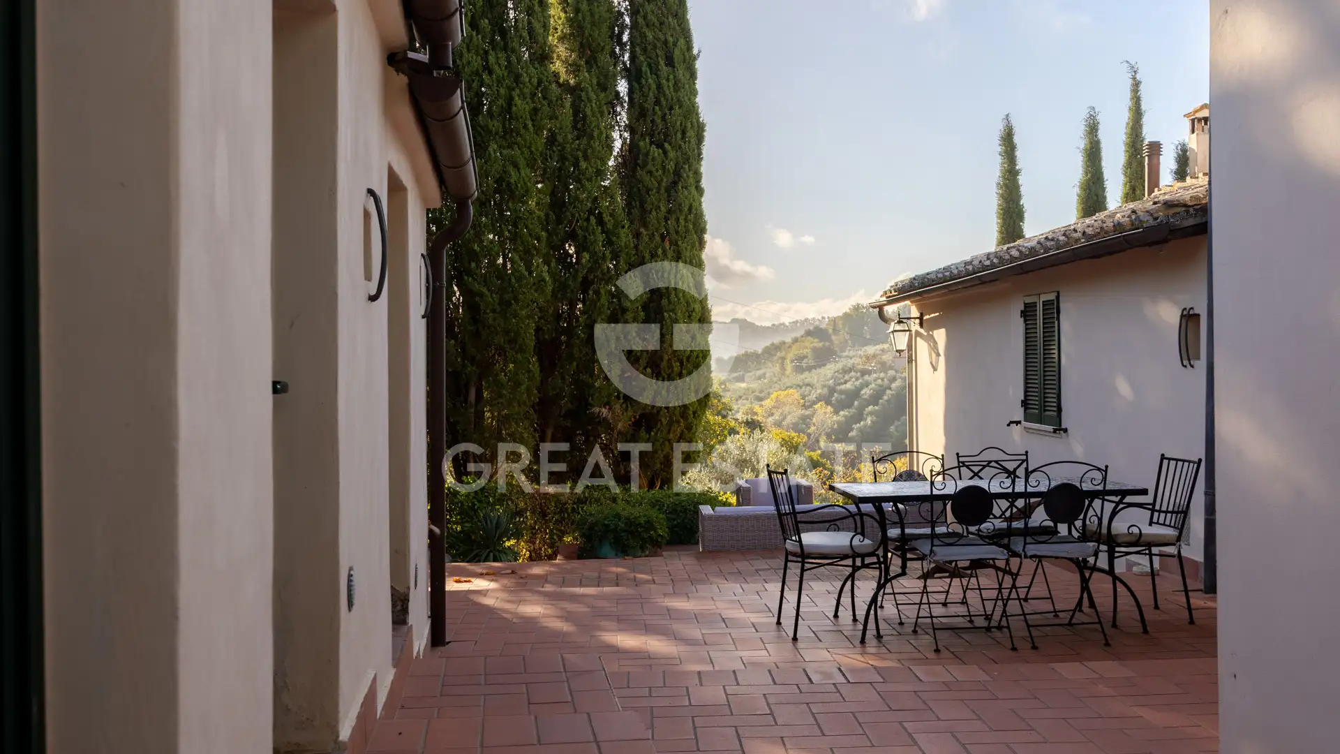 House 447m² in Italy, Siena. Priced at 1800000€ rent photo-7