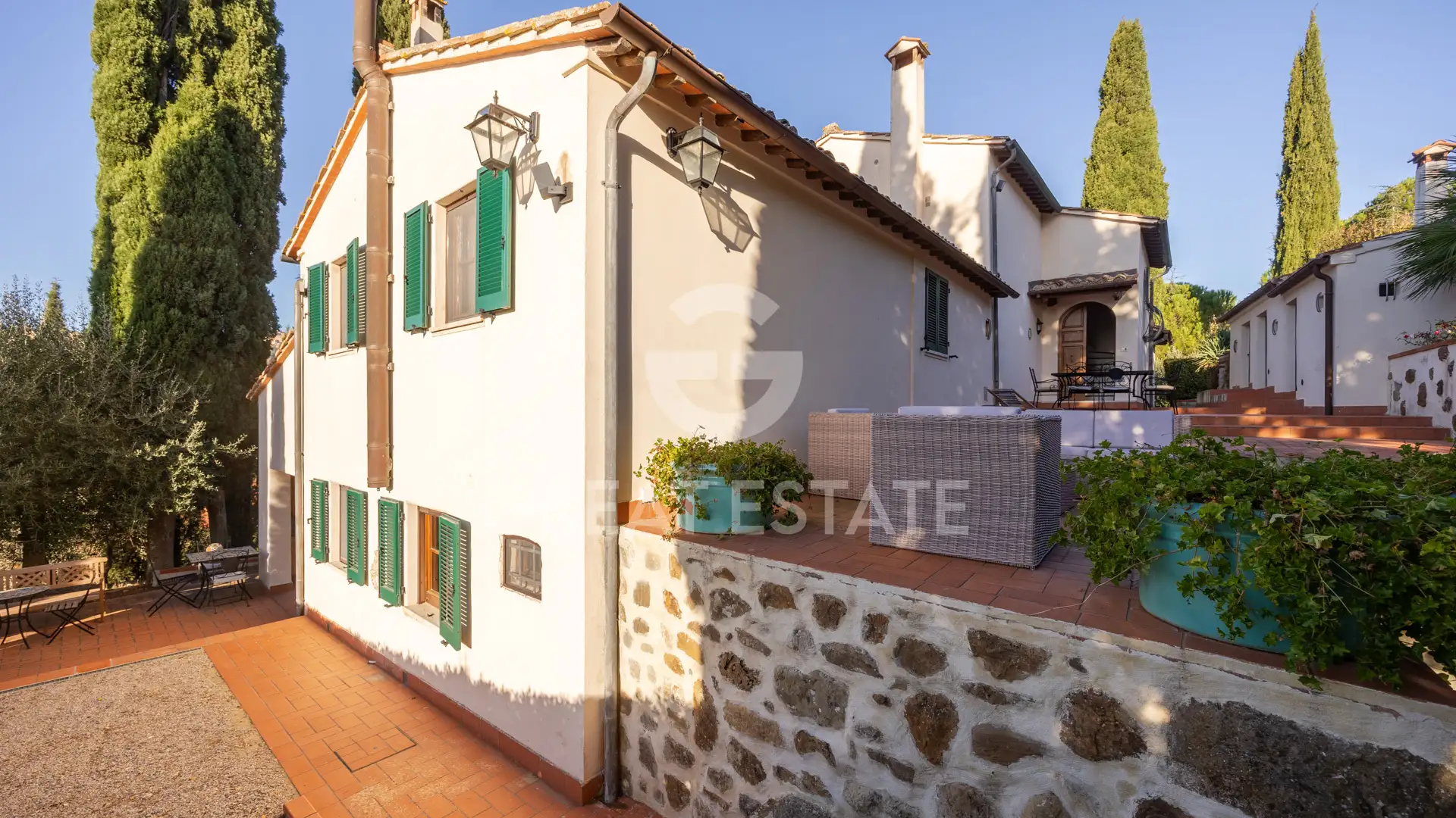 House 447m² in Italy, Siena. Priced at 1800000€ rent photo-10