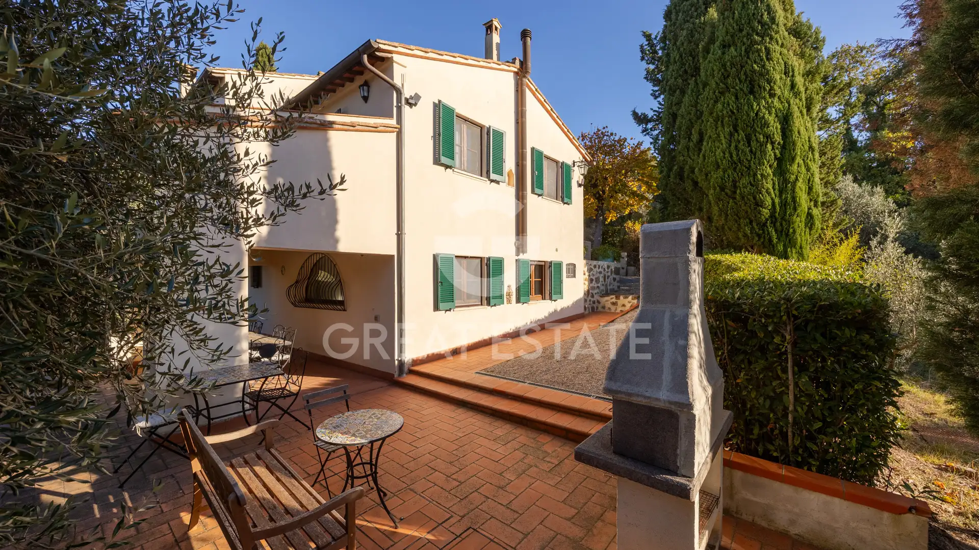 House 447m² in Italy, Siena. Priced at 1800000€ rent photo-11