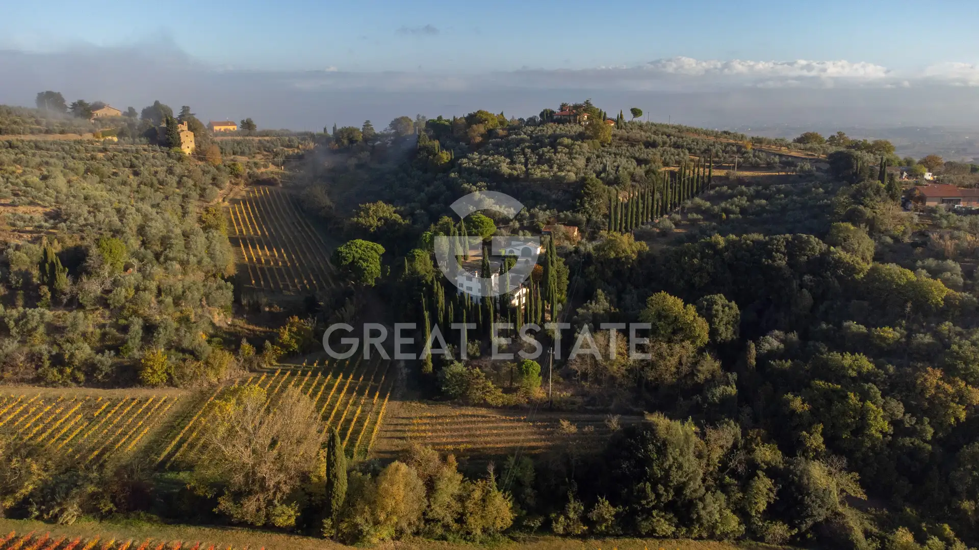 House 447m² in Italy, Siena. Priced at 1800000€ rent photo-15