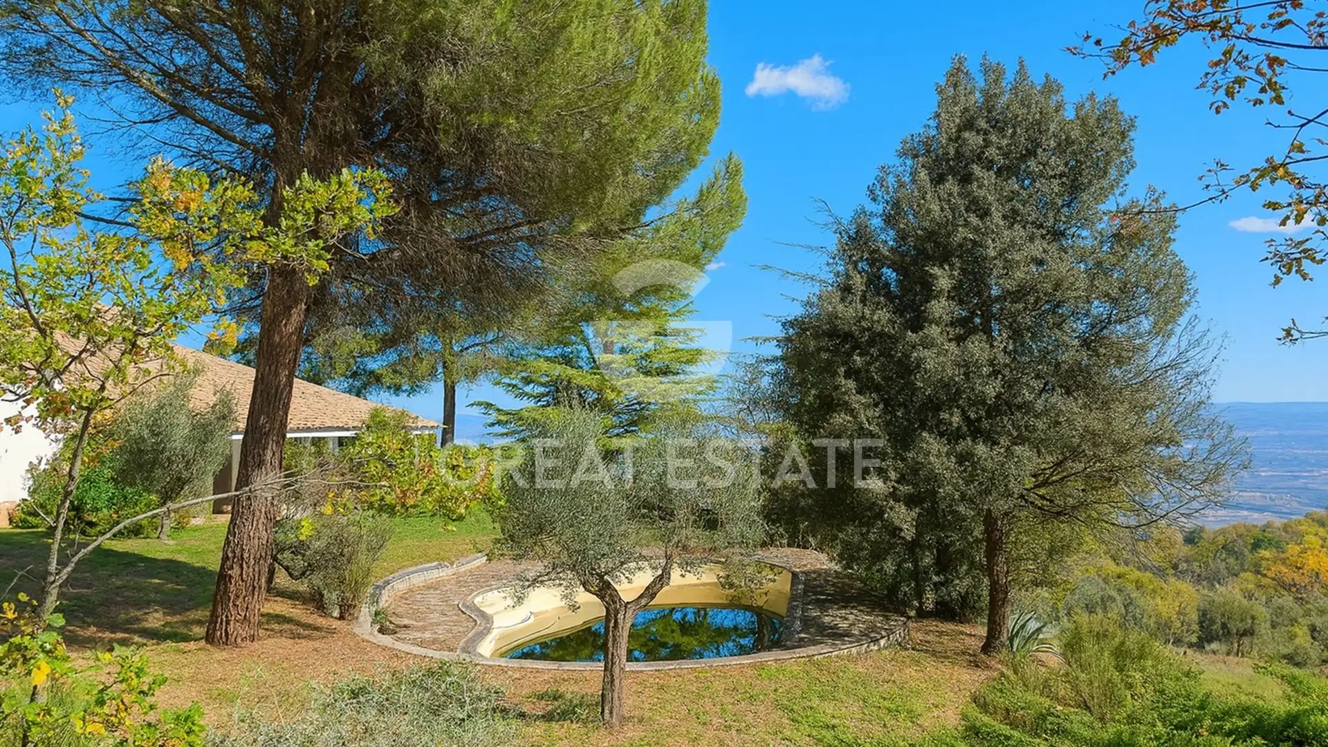 Villa 751m² in Italy, Perugia. Priced at 320000€ rent photo-11