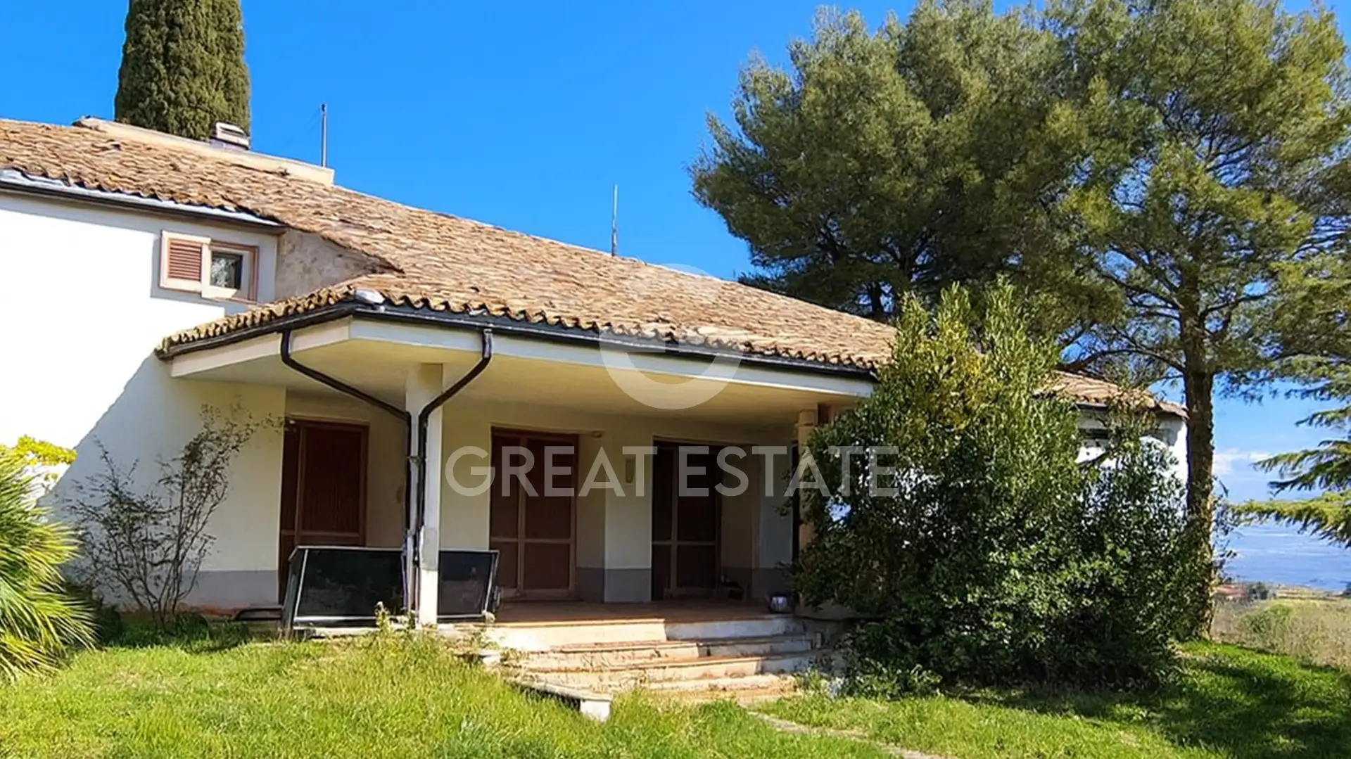 Villa 751m² in Italy, Perugia. Priced at 320000€ rent photo-12