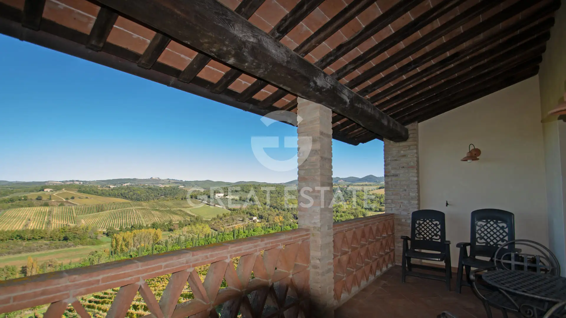 House 252m² in Italy, Siena. Priced at 1100000€ rent photo-7