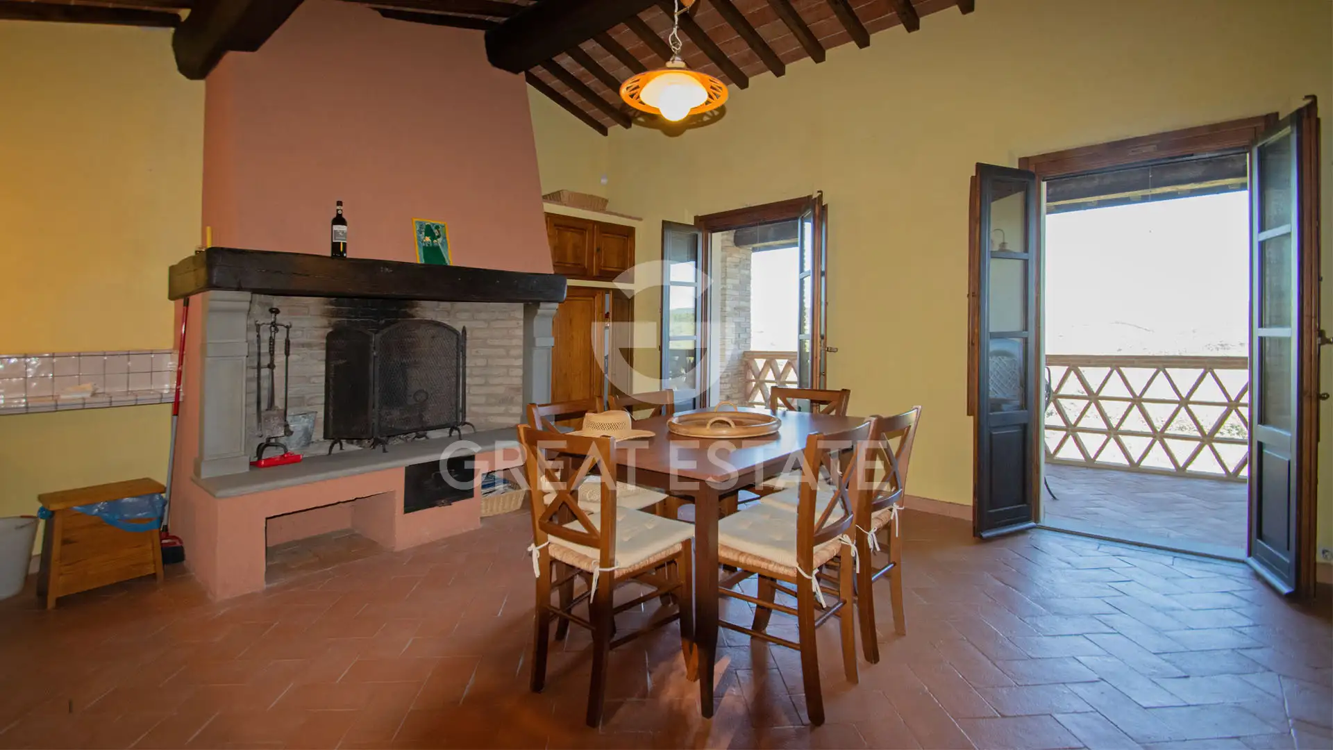 House 252m² in Italy, Siena. Priced at 1100000€ rent photo-12