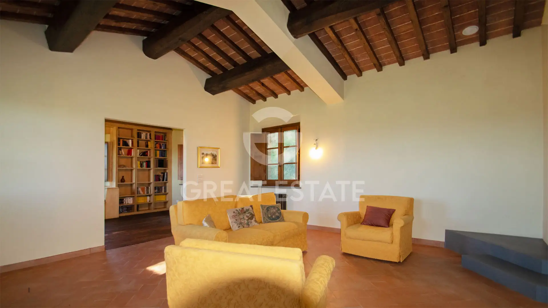 House 252m² in Italy, Siena. Priced at 1100000€ rent photo-15