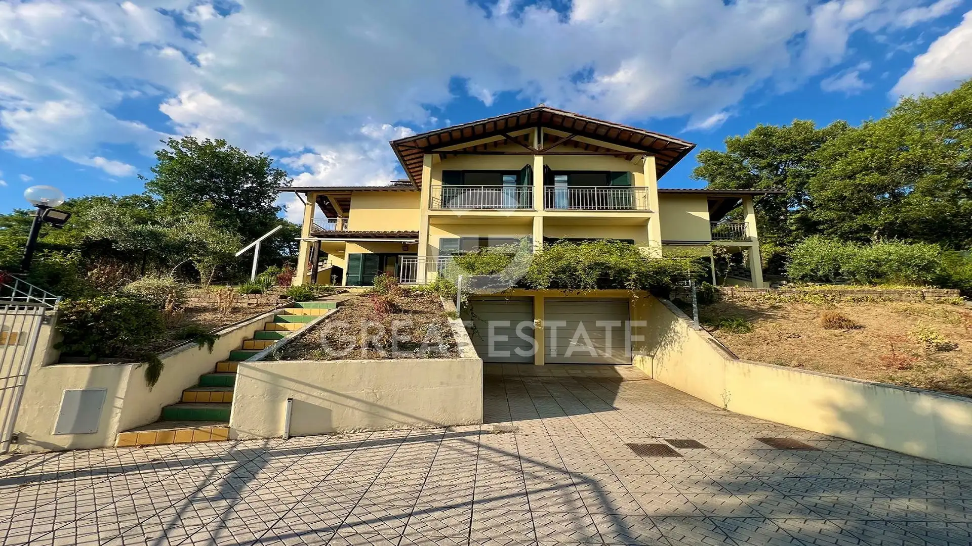 Villa 319m² in Italy, Perugia. Priced at 465000€ rent photo-3