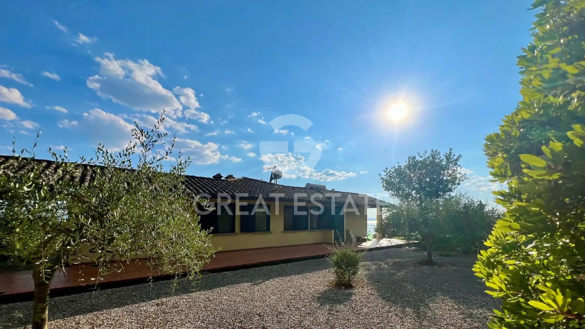 Villa 319m² in Italy, Perugia. Priced at 465000€ rent photo-7