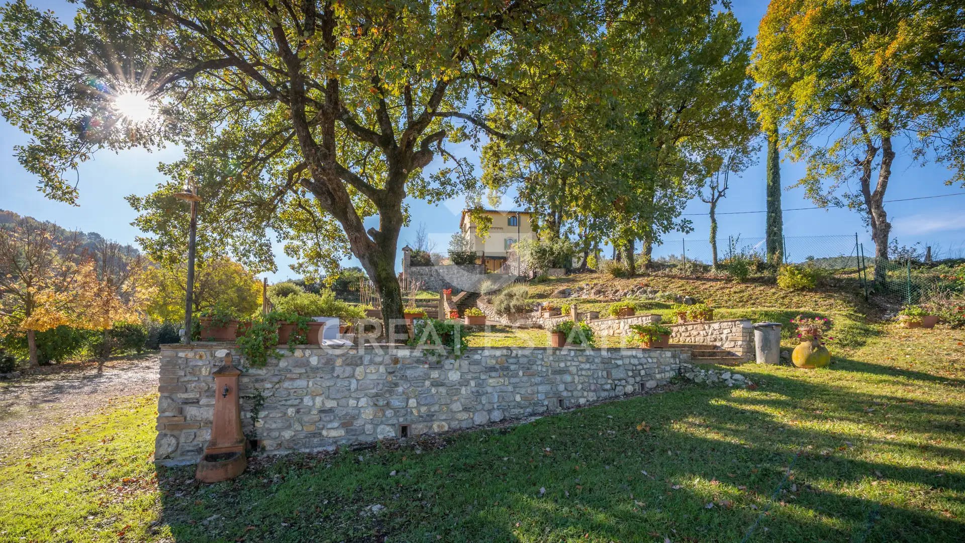 House 286m² in Italy, Perugia. Priced at 590000€ rent photo-5